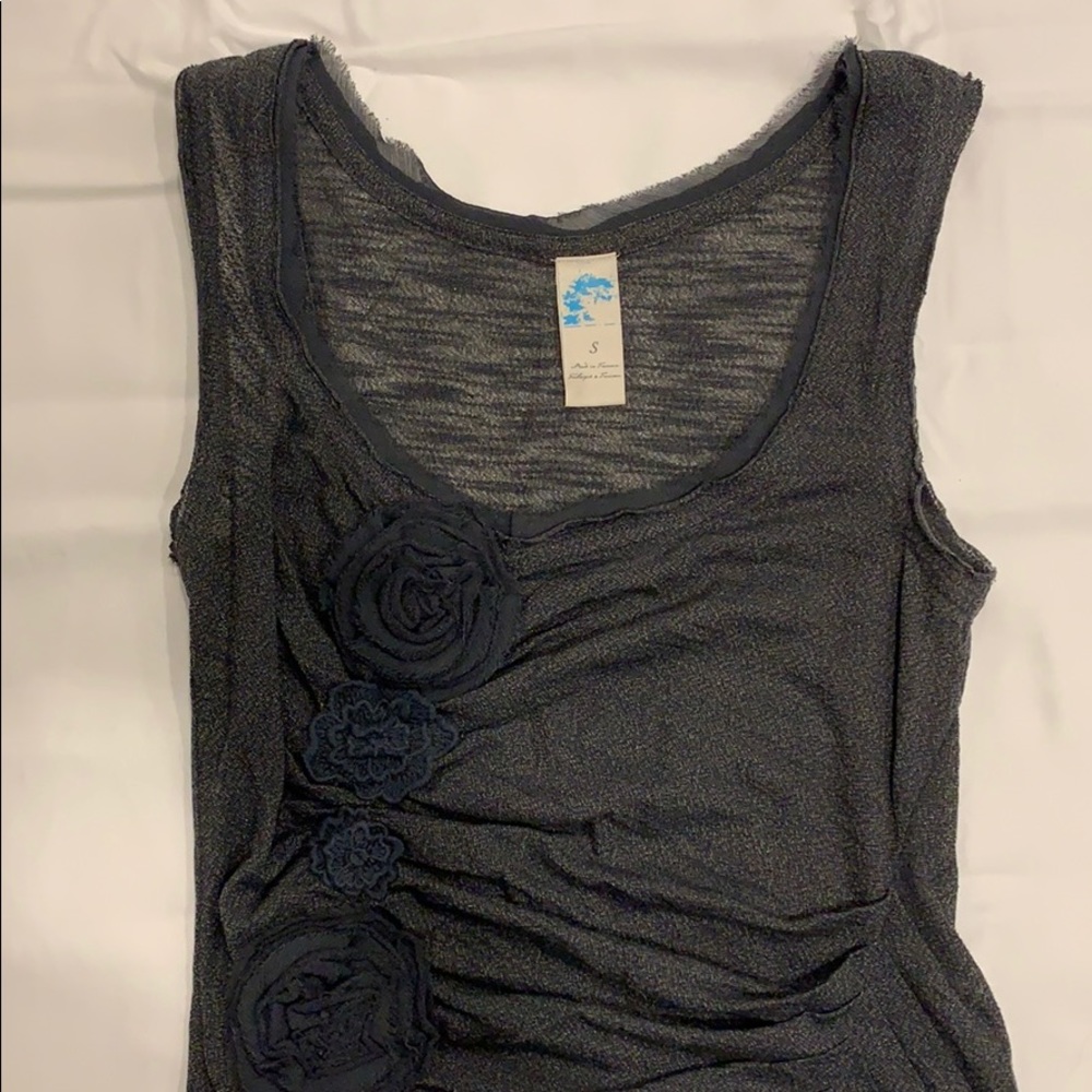 Anthropologie C Keer Metallic Gray Floral Tank